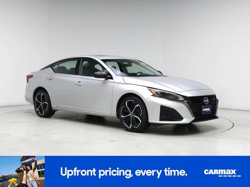 2023 Nissan Altima SR