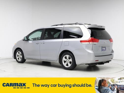 2014 Toyota Sienna LE