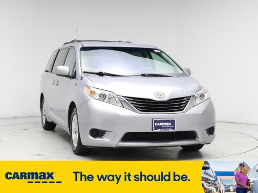 2014 Toyota Sienna LE