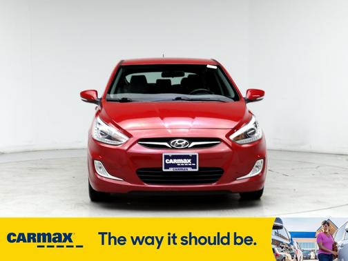 2014 Hyundai Accent SE