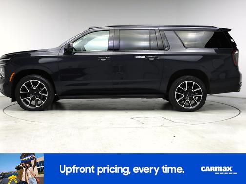 Black 2025 Chevrolet Suburban RST
