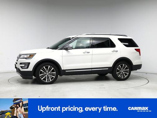 White 2017 Ford Explorer Platinum