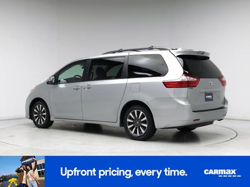 2019 Toyota Sienna XLE