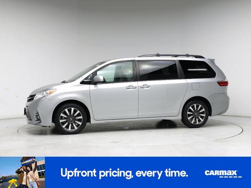 2019 Toyota Sienna XLE