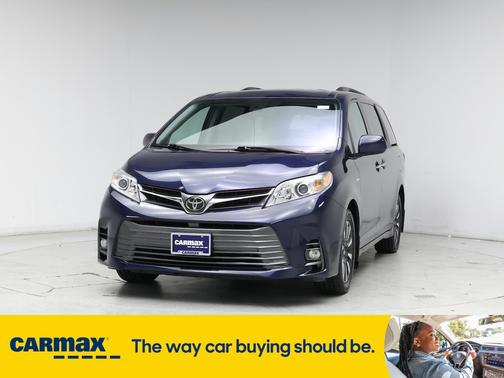 2019 Toyota Sienna XLE