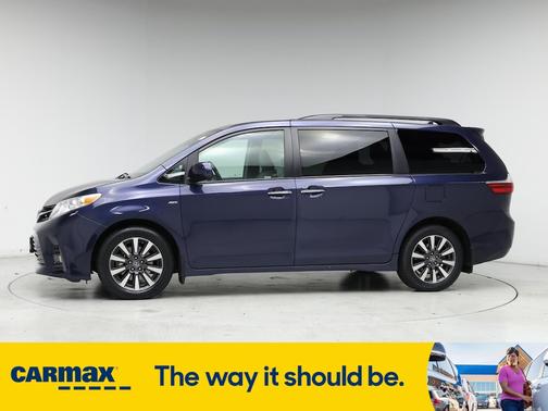 2019 Toyota Sienna XLE