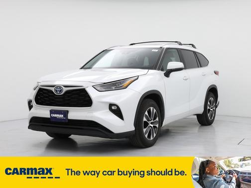 2023 Toyota Highlander Hybrid XLE