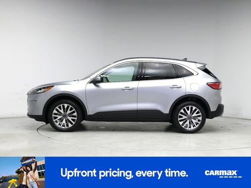 2022 Ford Escape Titanium