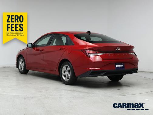 Red 2021 Hyundai ELANTRA SE