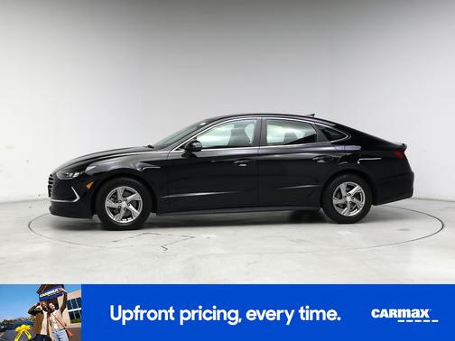 Black 2023 Hyundai SONATA SE
