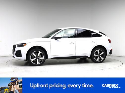White 2023 Audi Q5 Sportback S-Line Prestige
