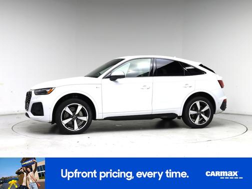 White 2023 Audi Q5 Sportback S-Line Prestige