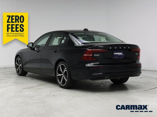 Black 2025 Volvo S60 B5 Plus