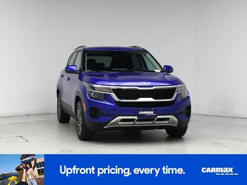 Blue 2023 Kia Seltos S