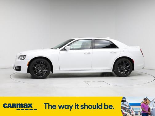 2022 Chrysler 300 S