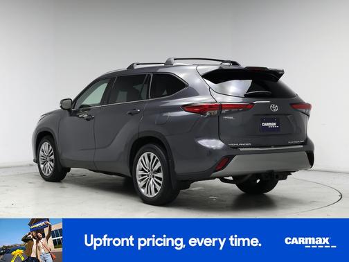 2023 Toyota Highlander Platinum