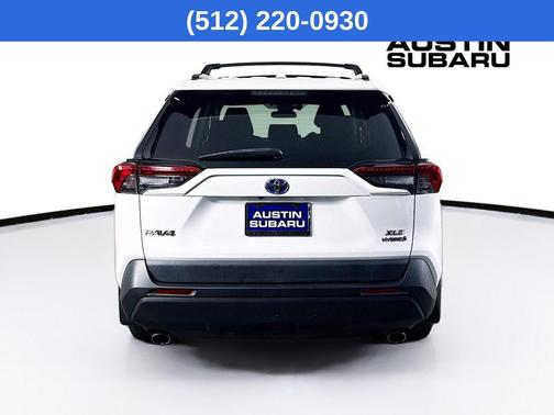 2020 Toyota RAV4 Hybrid XLE