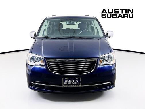 2015 Chrysler Town & Country Touring-L