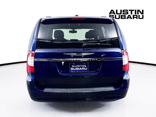 2015 Chrysler Town & Country Touring-L