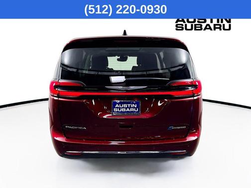 2023 Chrysler Pacifica Hybrid Limited