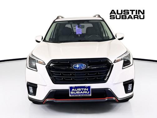Crystal White Pearl 2023 Subaru Forester Sport
