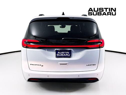 2024 Chrysler Pacifica Limited