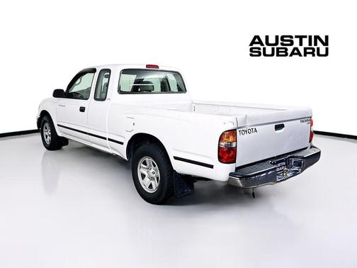 White 2004 Toyota Tacoma Xtracab