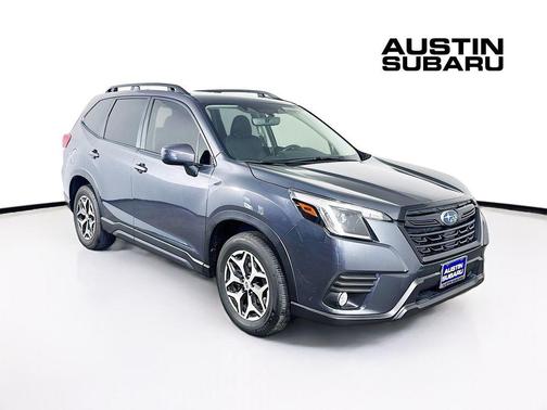 Magnetite Gray Metallic 2023 Subaru Forester 2.5i Premium