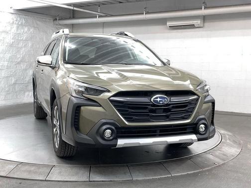 Autumn Green Metallic 2023 Subaru Outback Touring XT