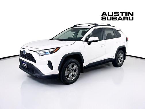 Ice 2023 Toyota RAV4 Hybrid XLE