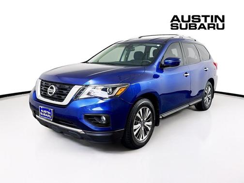 2018 Nissan Pathfinder SV