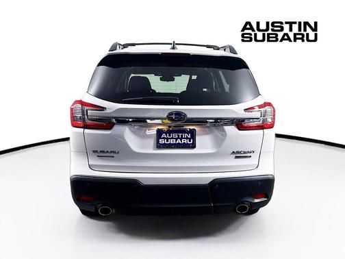 Crystal White Pearl 2025 Subaru Ascent Touring