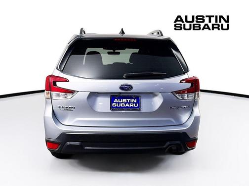 Ice Silver Metallic 2024 Subaru Forester Premium