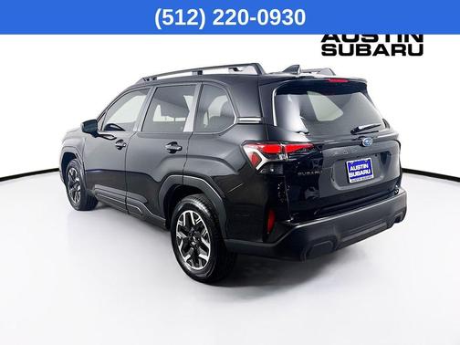 Crystal Black Silica 2025 Subaru Forester Premium