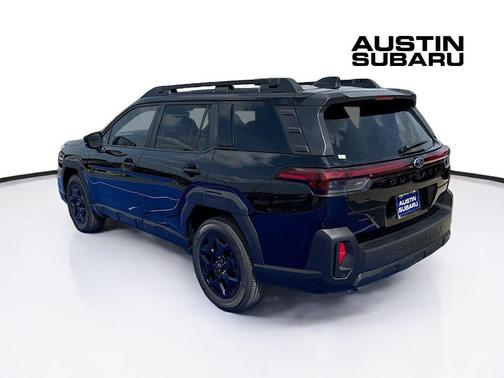 Crystal Black Silica 2026 Subaru Outback Limited