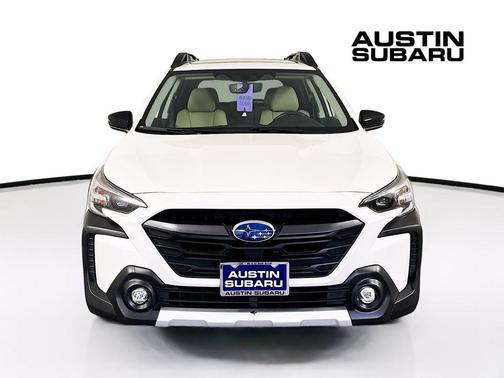 Crystal White Pearl 2023 Subaru Outback Limited XT