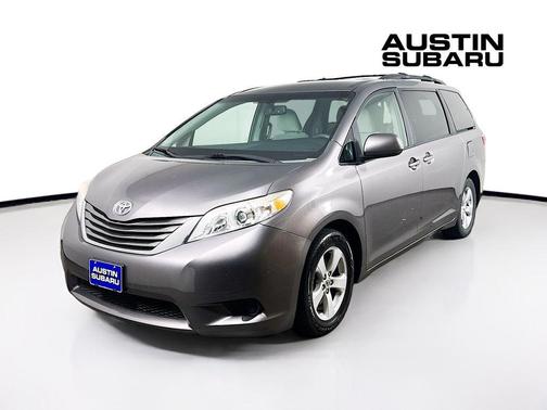 2015 Toyota Sienna LE