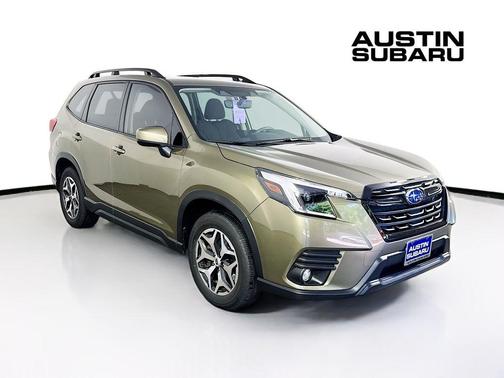 Autumn Green Metallic 2024 Subaru Forester Premium