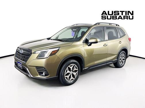 2023 Subaru Forester Premium