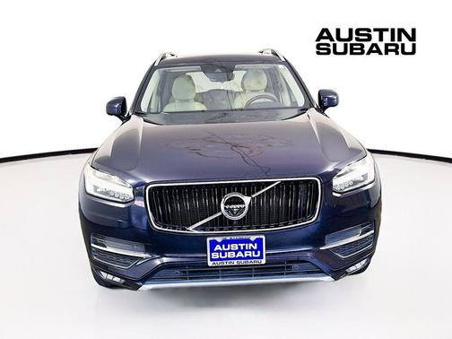 2017 Volvo XC90 T5 Momentum