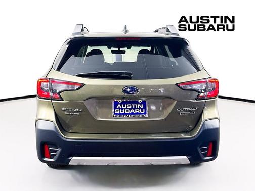 2022 Subaru Outback Touring