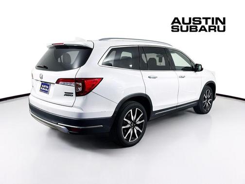 2020 Honda Pilot Touring 8-Passenger