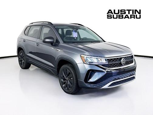 Platinum Gray Metallic 2024 Volkswagen Taos 1.5T S