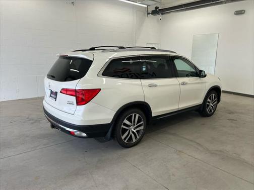 2017 Honda Pilot Elite