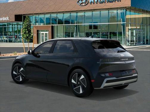 2025 Hyundai IONIQ 5 SE