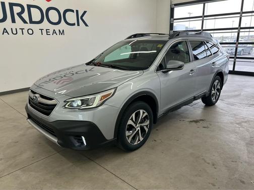 Ice Silver Metallic 2022 Subaru Outback Limited