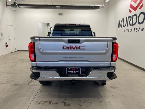 Quicksilver Metallic 2022 GMC Sierra 2500 SLE