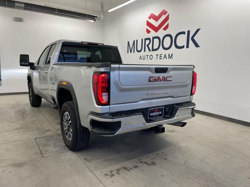 Quicksilver Metallic 2022 GMC Sierra 2500 SLE