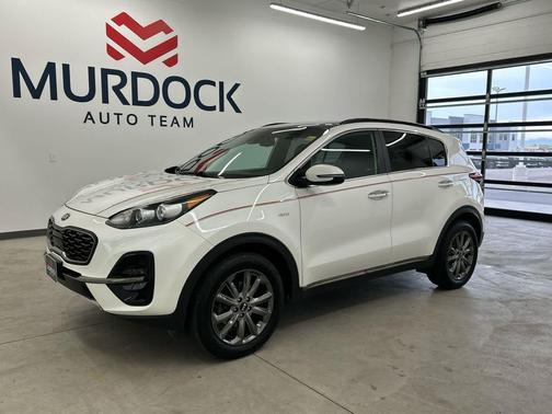 Snow White Pearl 2020 Kia Sportage S