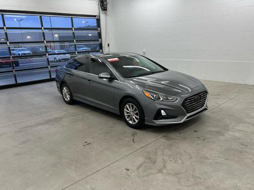 2018 Hyundai SONATA SE